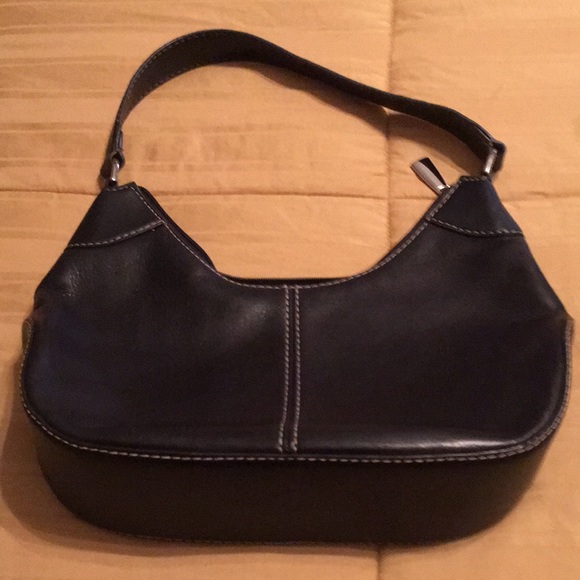 BLACK LEATHER SHOULDER BAG - Picture 2 of 4